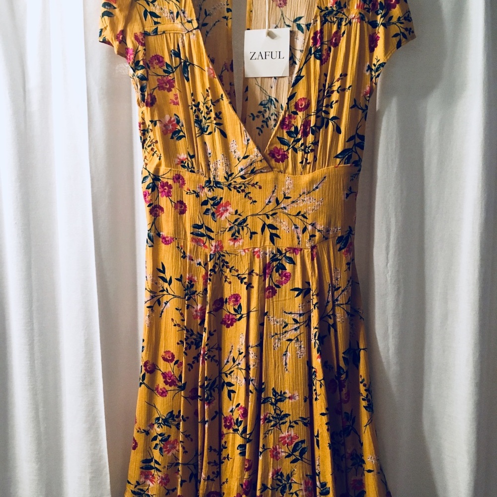 Marigold Yellow Floral Dress- new with tags on